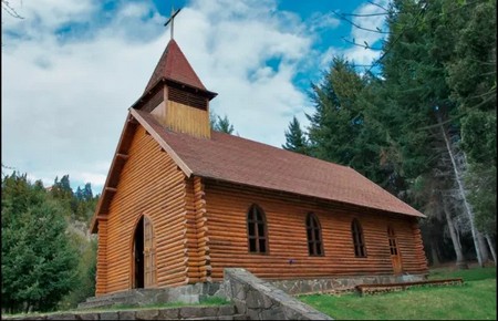 Santuario Nuestra Se&ntildeora de las Nieves - Trevelin