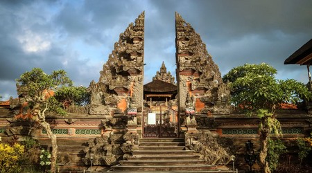 Pura Puseh Batuan - Bali