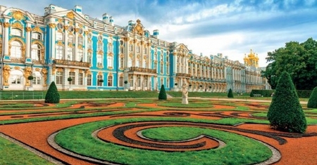 Palacio de Catalina o Tsarkoe Selo en Pushkin
