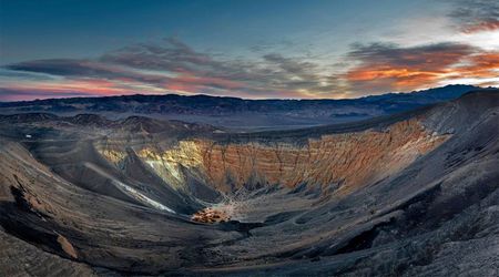 Death Valley: Ubehebe Crater - California
