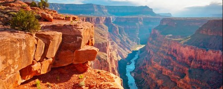 Rio Colorado a través del Grand Canyon