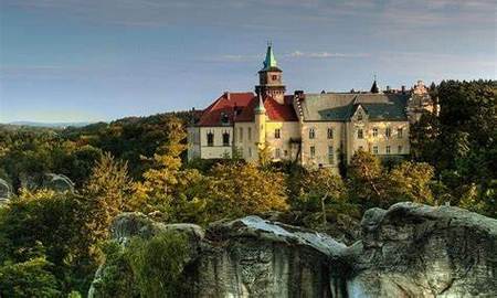 Castillo de Hruba Skala