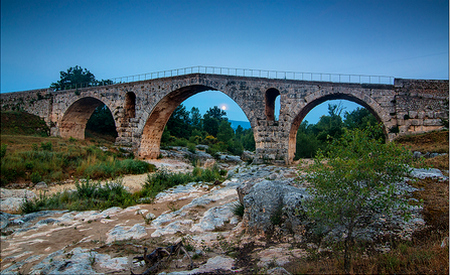 Pont Julien - Languedoc-Francia