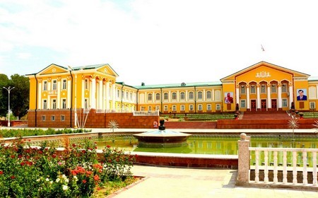 Palacio Cultural de Arbob