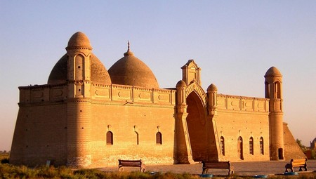 Mausoleo de Arystan Bab